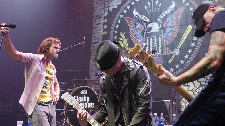 Koncert na Portugalskem je bil njihov zadnji pred dolgim odmorom. (Foto: Reuters