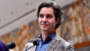 Luka Mesec, minister za delo, družino, socialne zadeve in enake možnosti