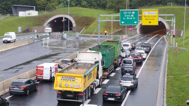gneča na obvoznici pri Šentvidu