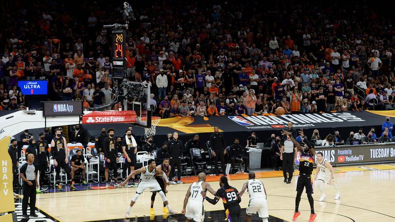 Milwaukee Bucks Phoenix Suns