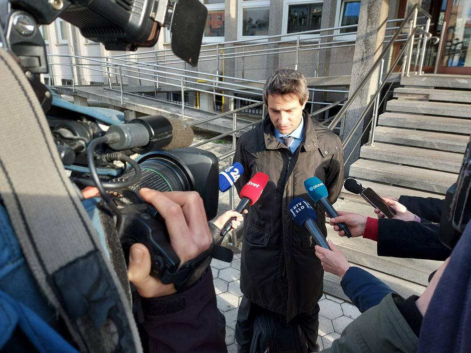 odškodnina sojenje Janez Janša Miha Kunič | Avtor: M. Ha.