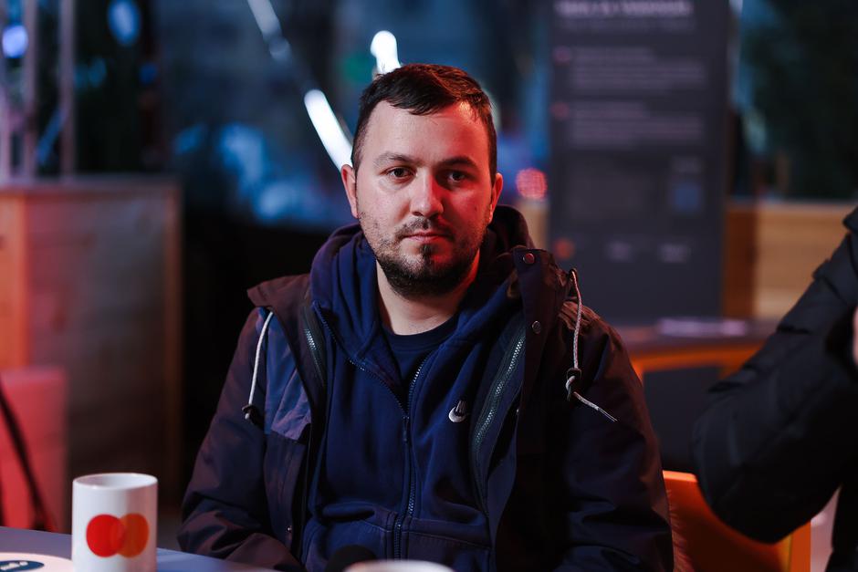 miza za vsakogar | Avtor: Saša Despot