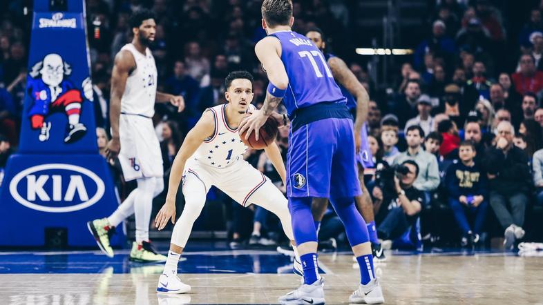 Dončić 76ers Mavs