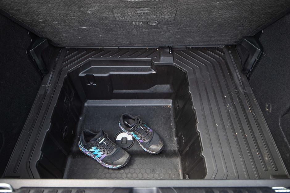 Ford družinski avto primerjava nalaganje prtljage | Avtor: Anže Petkovšek