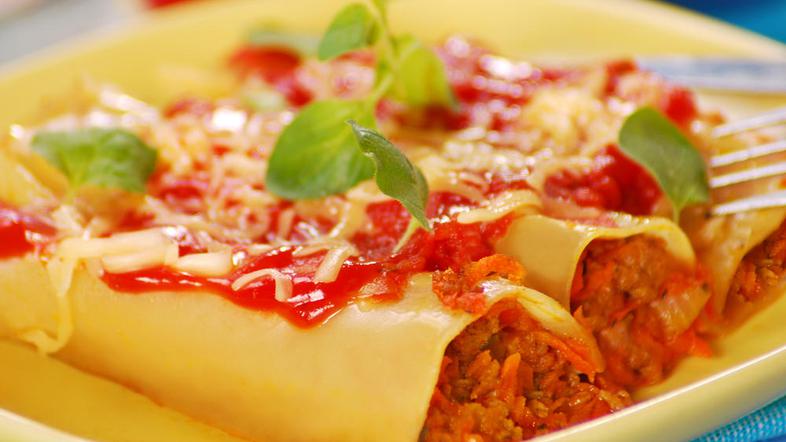 Potresite jih s sirom. (Foto: Shutterstock)