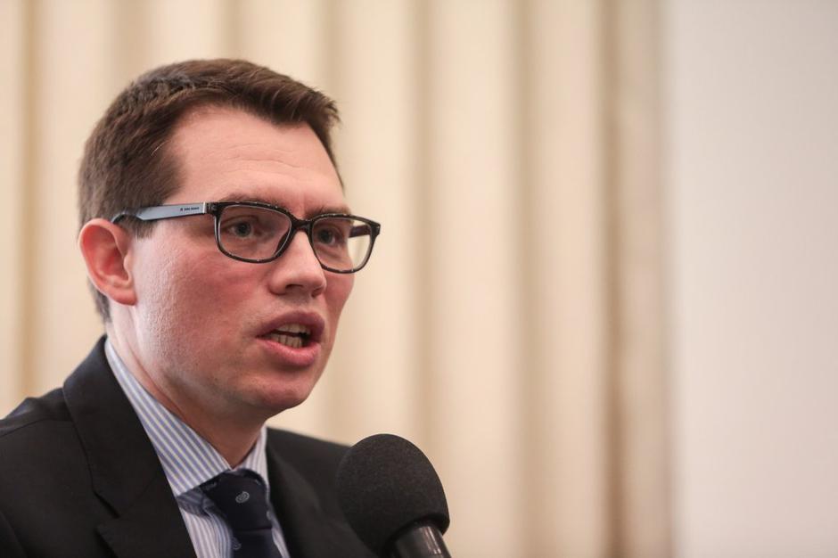 bela knjiga | Avtor: Saša Despot