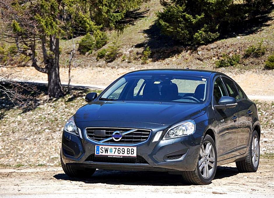 Volvo S60 DRIVe | Avtor: Gregor Prebil