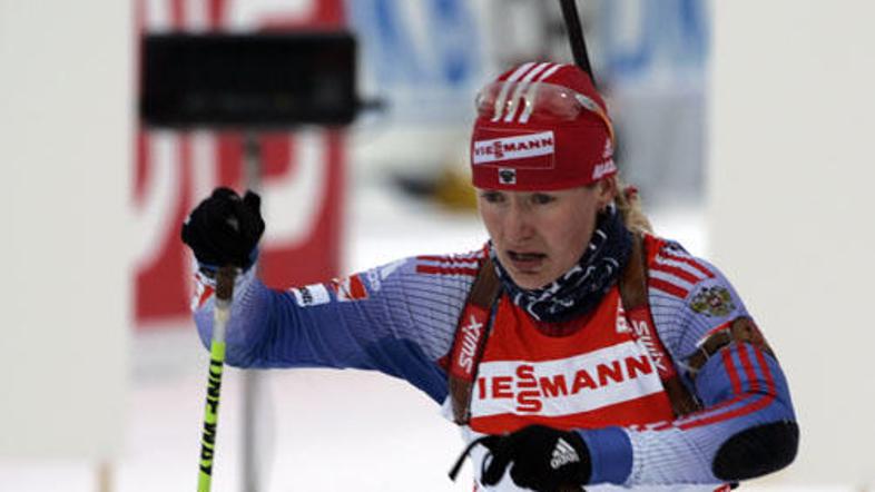 Ekaterina Jurjeva je prepričljivo brez zgrešenega strela zmagala na 15-kilometrs