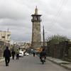 Minaret mošeje v Deri, kjer se zbirajo protestniki. (Foto: Reuters)