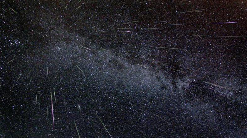 Perzeide bo možno opazovati še kar nekaj dni.