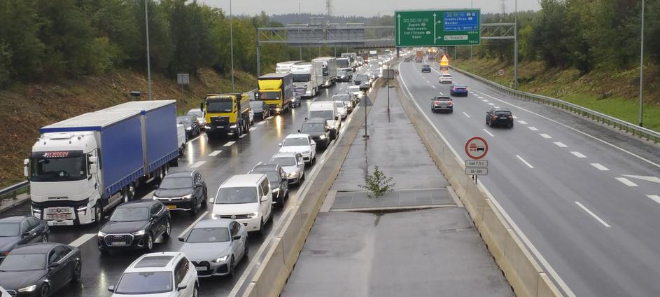 gneča na obvoznici pri Šentvidu