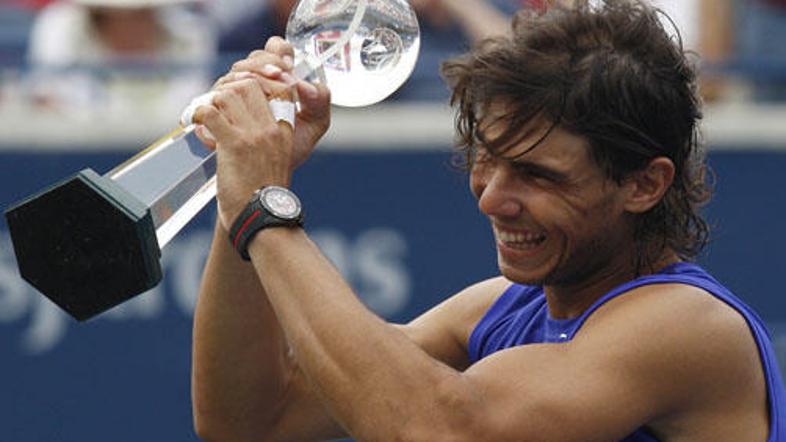 Rafael Nadal je z zmago v Torontu napovedal pohod na vrh.