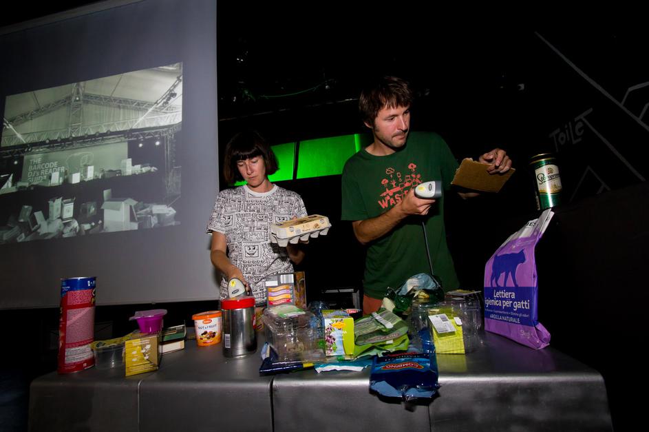 Barcode DJs na Mostovni. Jakub Pišek in Beata Kolbašovska