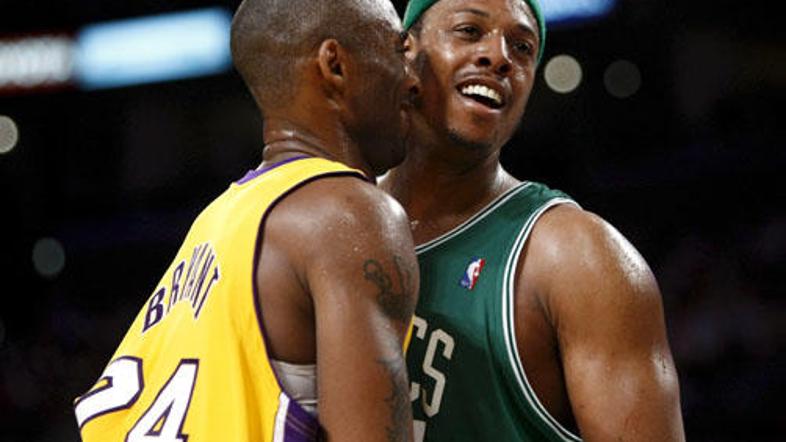 Najboljša strelca ekip sta Kobe Bryant (29,4) in Paul Pierce (19,1). (Foto: EPA)