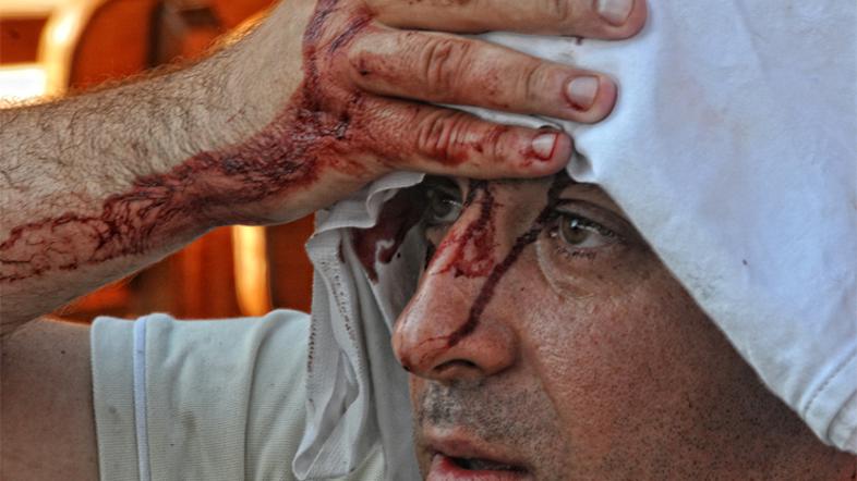 Pretep med navijači v Bujah