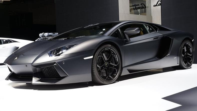 lamborghini aventador