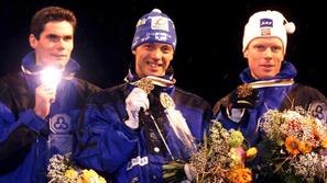 Legende Thomas Alsgaard, Mika Myllyla, Bjoern Daehlie na OI v Naganu.