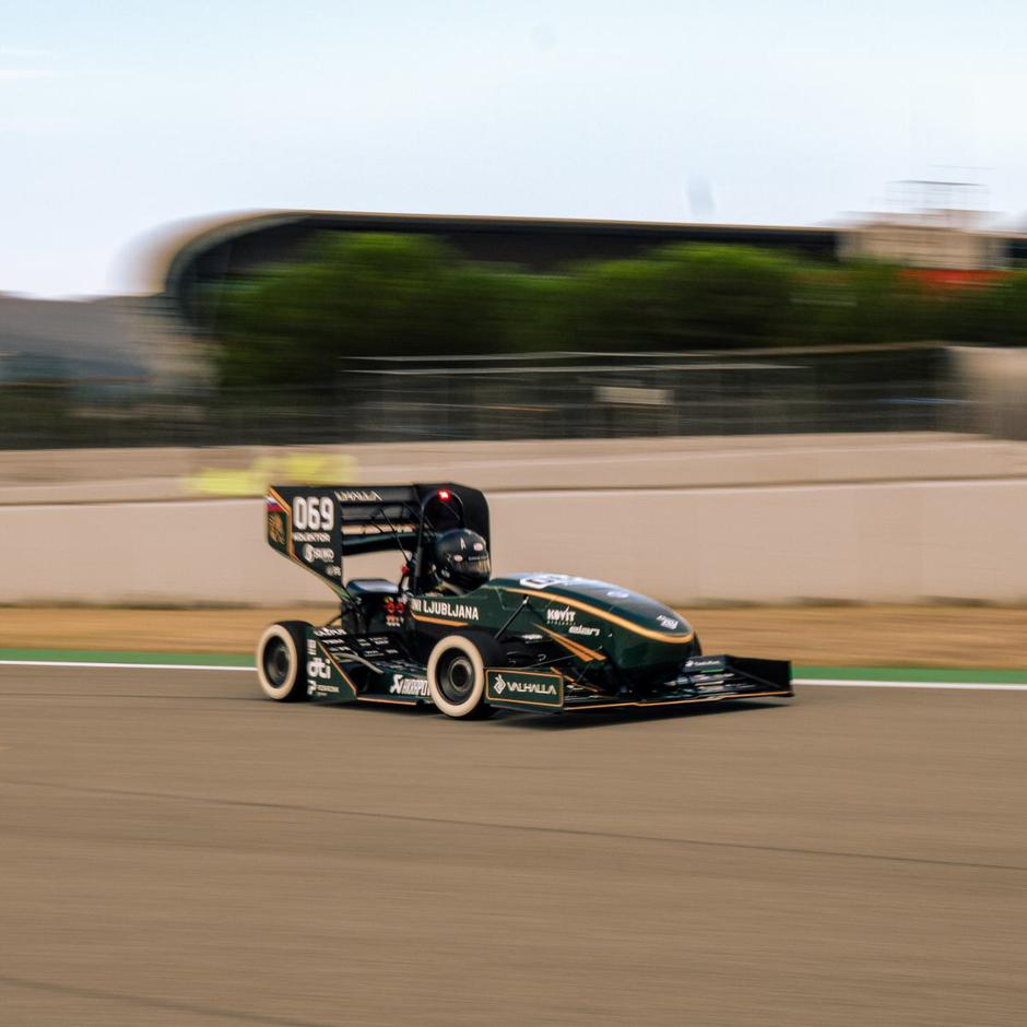 Formula Student | Avtor: Formula Student/Superior Engineering