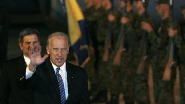 Ameriški podpredsednik Joe Biden želi podpreti državo, ki je 14 let po krvavi vo