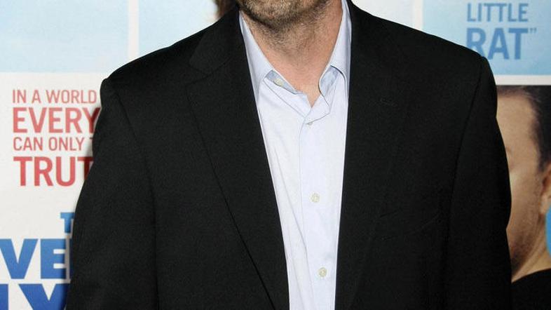 Perry bo v situacijski komediji igral svojega vrstnika, ki je izgubil smisel za 