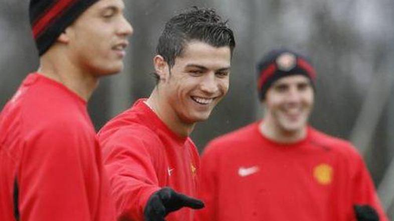 Ženske so izglasovale najlepšega nogometaša v Evropi; ergo – vsi k frizerju.