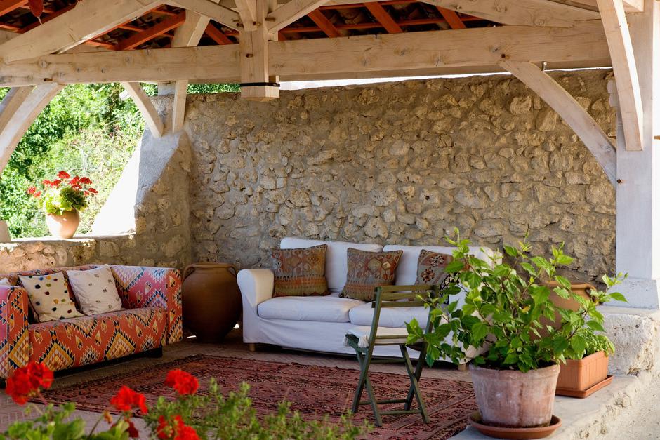 Dnevna soba na prostem | Avtor: Profimedia