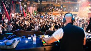 Roger Sanchez razvnel Ambasado Gavioli