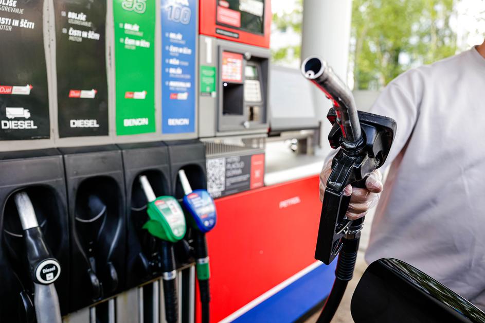 bencinska črpalka, gorivo