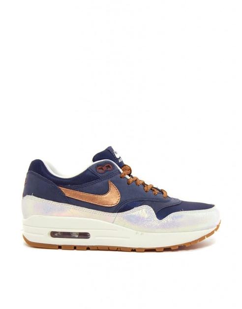 Nike, 126.23 EUR