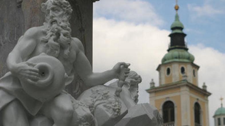Kopija Robbovega vodnjaka na Mestnem trgu v Ljubljani je na ogled od leta 2006.
