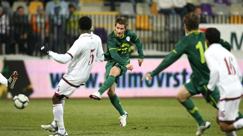 prijateljska tekma Slovenija Katar 2010 Maribor