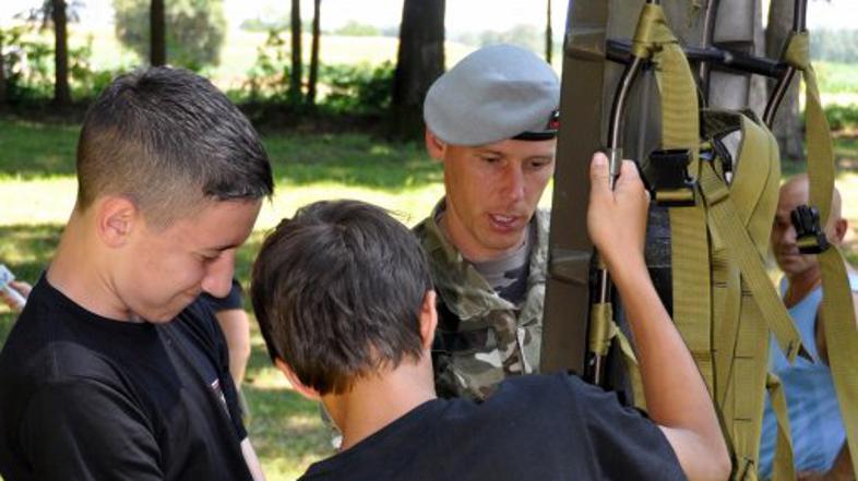 Vojaški tabor za otroke