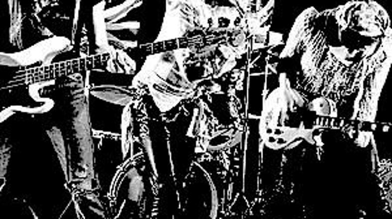 Med zvezdami letošnjega festivala zagotovo izstopa legendarna angleška punk rock