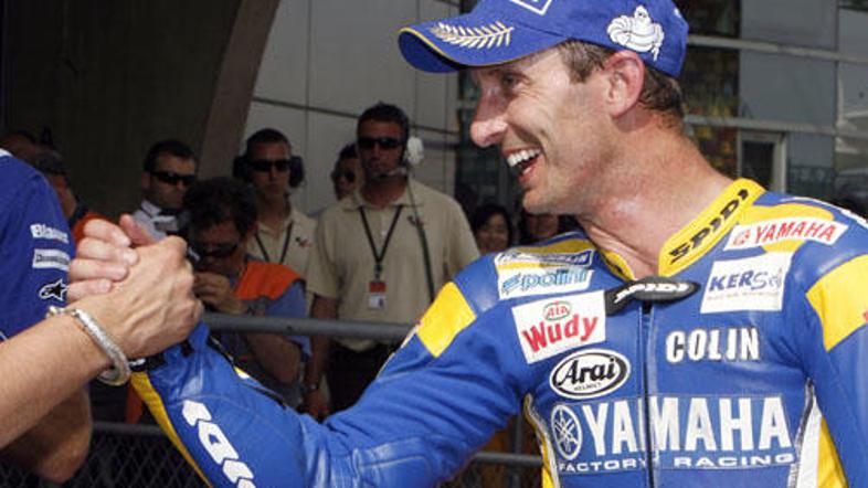 Colin Edwards je postavil nov najhitrejši čas steze v Šanghaju.