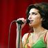 Amy Winehouse je poleg Peta Dohertyja najbolj razvpita in težavna ljubljenka bri