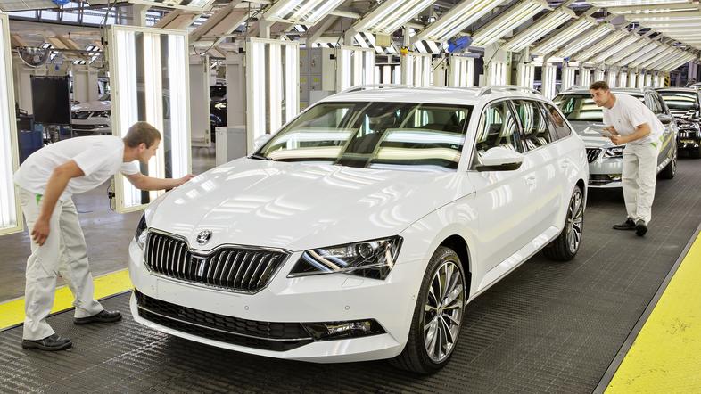 Škoda superb