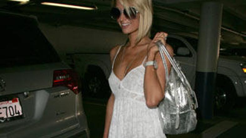 Paris in Kevin se skupaj zabavata v Las Vegasu.