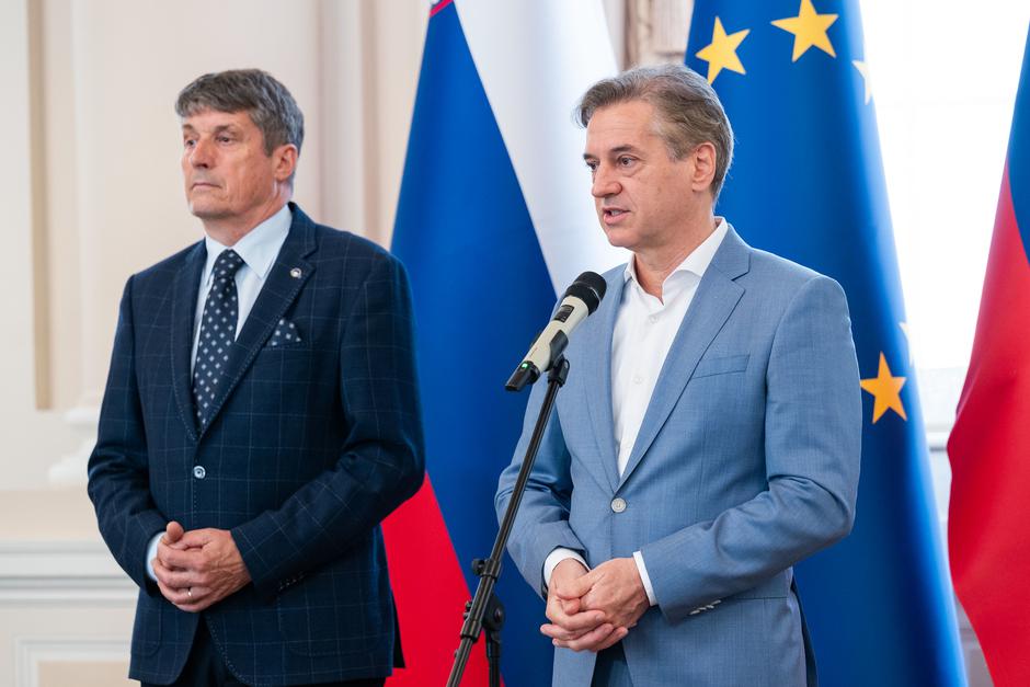 posvetovanje mandatar predsednica Nataša Pirc Musar janez janša robert golob robert sajovic cigler kralj | Avtor: Urad predsednice RS