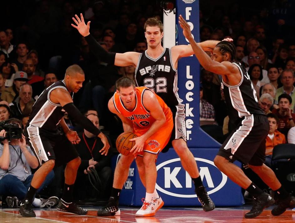 Udrih Mills Leonard Spliter New York Knicks San Antonio Spurs