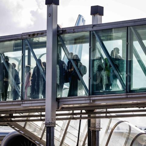 letališče brnik, potniki