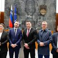 Poslanci, Resnica, Zoran Stevanović
