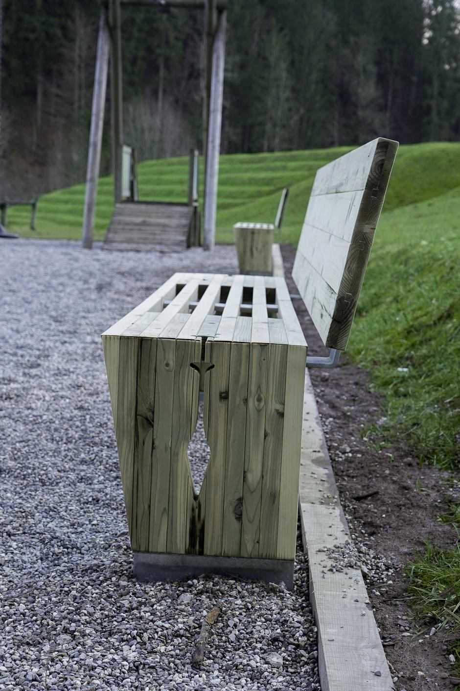 Projekt Lesni feniks | Avtor: Darjan Kacin