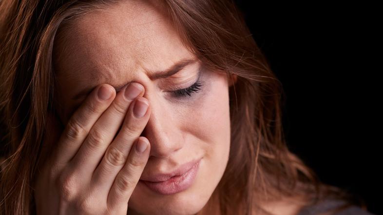 stres, skrbi, ženska, žalost