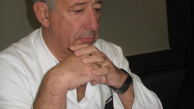 Primarij Igor Bizjak pravi, da je večina njihovih pacientov z zdravljenjem zadov