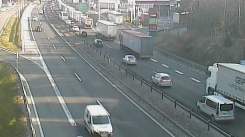 zastoj primorska avtocesta