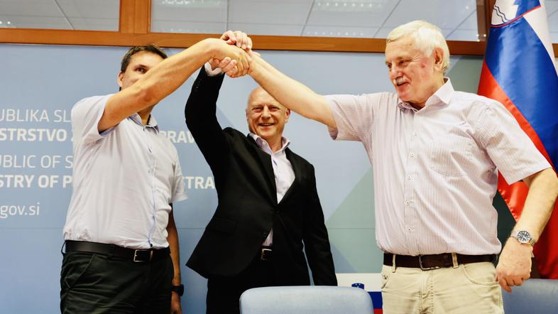 podpis stavkovnega sporazuma Dragan Stanković, Franc Props, Frančišek Verk