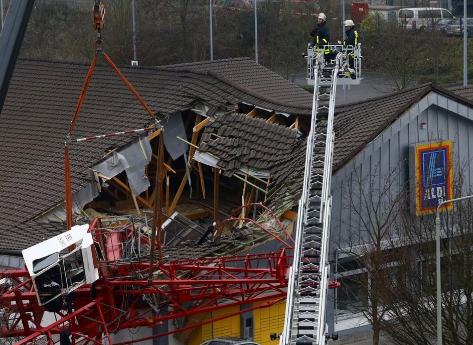 žerjav supermarket Bad Homburg trgovina Aldi