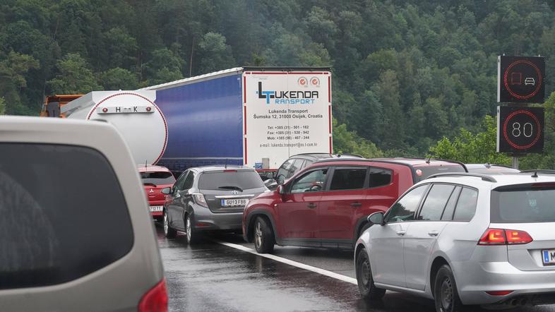 Gneča na cestah, zastoj