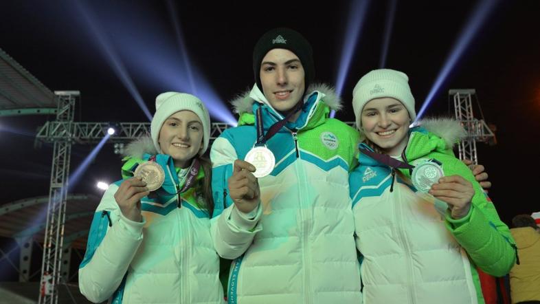 Katra Komar, Timi Zajc, Nika Križnar