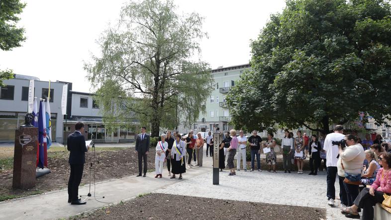 park La ciotat, Kranj, kipi